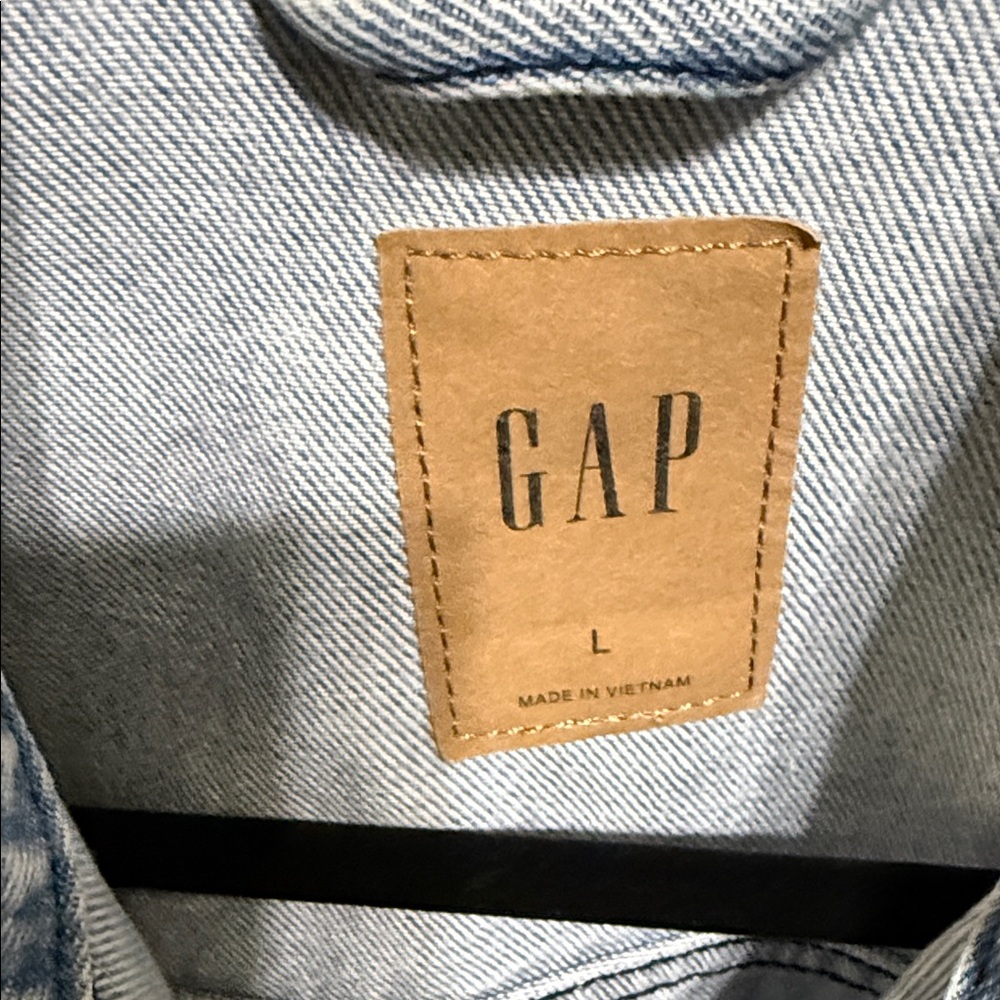 GAP Studded Light Blue Jean Jacket - Picture 5 of 6
